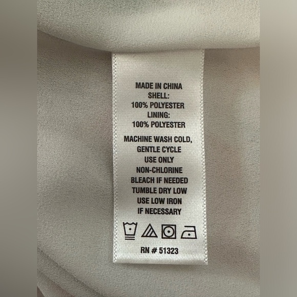 CeCe Pink and Orange Puff Sleeve Blouse with Tie Front 🌷 - Picture 9 of 10